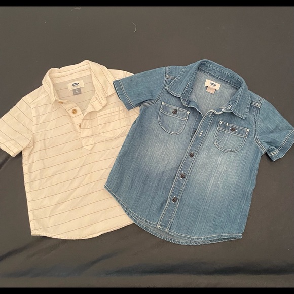 🎉 3 for $30🎉 Old Navy 2 ss button shirts, 3T, one denim (OLCC) - Picture 1 of 8
